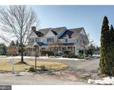 33 Cove Road - Photo Thumbnail 4