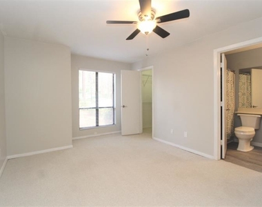 504 Warm Springs Circle - Photo Thumbnail 14