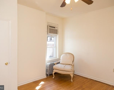 2306 Spruce Street - Photo Thumbnail 9