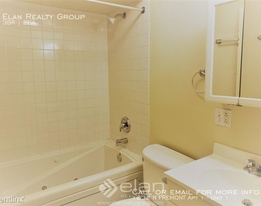 1832 N Fremont Apt 1 - Photo Thumbnail 11