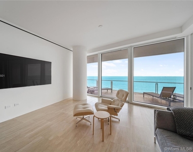 9001 Collins Ave - Photo Thumbnail 6