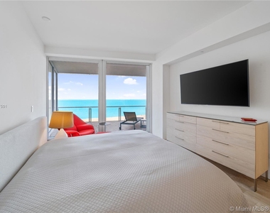 9001 Collins Ave - Photo Thumbnail 47