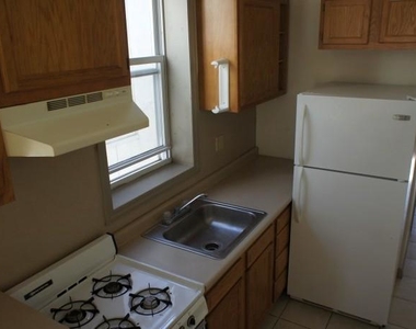 1430 W Susquehanna Avenue - Photo Thumbnail 5