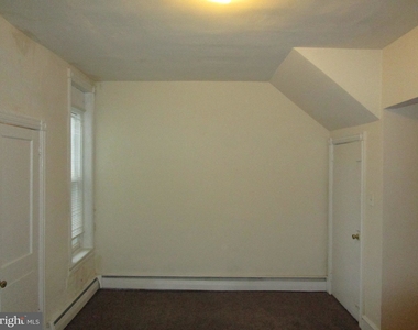 5709 Leonard Street - Photo Thumbnail 7