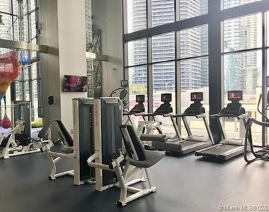 1010 Brickell Ave - Photo Thumbnail 46