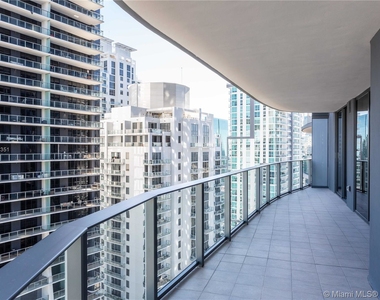 1000 Brickell Plaza - Photo Thumbnail 27