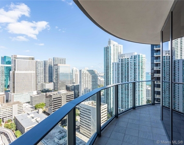 1000 Brickell Plaza - Photo Thumbnail 42