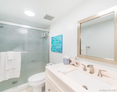 881 Ocean Dr - Photo Thumbnail 19