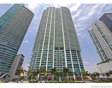 900 Biscayne Blvd - Photo Thumbnail 0