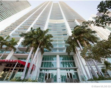 900 Biscayne Blvd - Photo Thumbnail 2