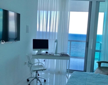 17121 Collins Ave - Photo Thumbnail 32