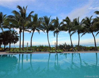 6899 Collins Ave - Photo Thumbnail 23