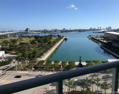 888 Biscayne Blvd - Photo Thumbnail 18