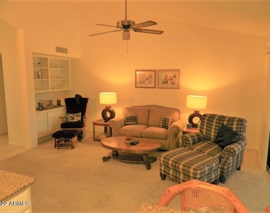 12635 W Foxfire Drive - Photo Thumbnail 5