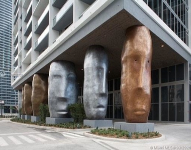 495 Brickell Ave - Photo Thumbnail 0