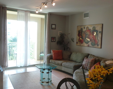 610 Clematis Street - Photo Thumbnail 3