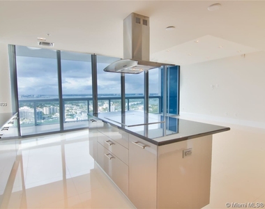 6899 Collins Ave - Photo Thumbnail 48