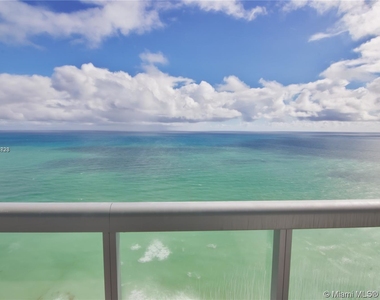 6899 Collins Ave - Photo Thumbnail 2