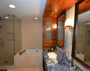 6899 Collins Ave - Photo Thumbnail 19