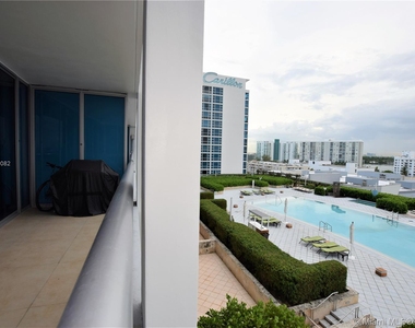 6899 Collins Ave - Photo Thumbnail 31