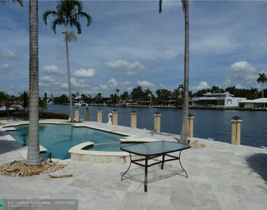 509 Ne Seven Isles Drive - Photo Thumbnail 7