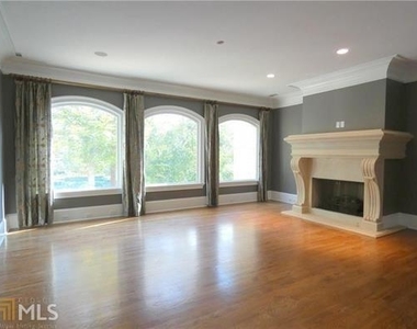 5505 Nw Long Island Drive Nw - Photo Thumbnail 10