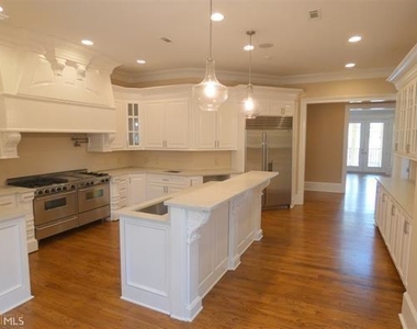 5505 Nw Long Island Drive Nw - Photo Thumbnail 9