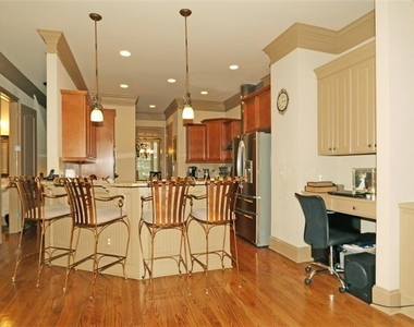 956 Persimmon Point - Photo Thumbnail 15