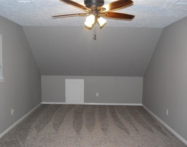 10418 Sageglow Drive - Photo Thumbnail 45