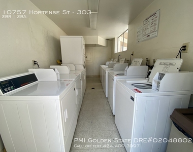 10757 Hortense St - Photo Thumbnail 18