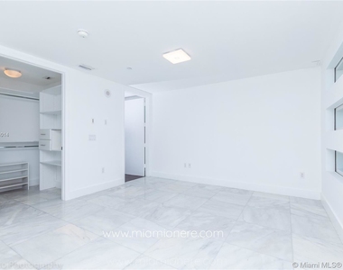 1040 Biscayne Blvd Apt 2104 - Photo Thumbnail 32