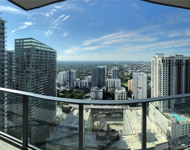 1000 Brickell Plz Unit 3508 - Photo Thumbnail 6