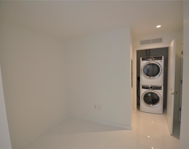 851 Ne 1st Ave Unit 3202 - Photo Thumbnail 14