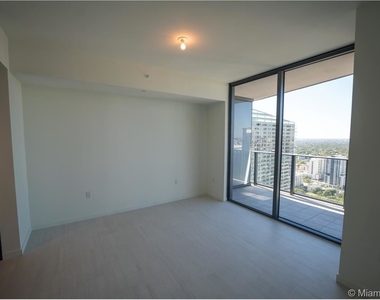 1000 Brickell Plz Unit 3411 - Photo Thumbnail 19