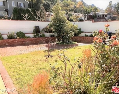 4009 Beverly Glen Blvd - Photo Thumbnail 2