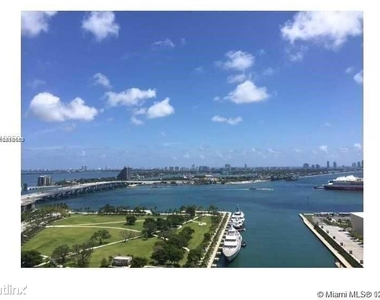 888 Biscayne Blvd 1010 - Photo Thumbnail 22