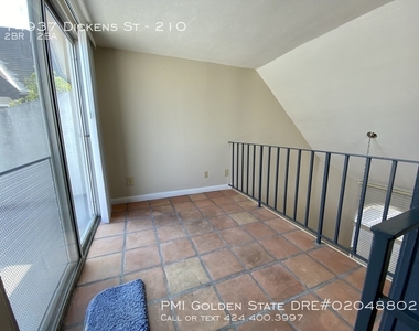 14937 Dickens St - Photo Thumbnail 15