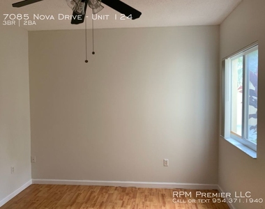 7085 Nova Drive - Photo Thumbnail 13