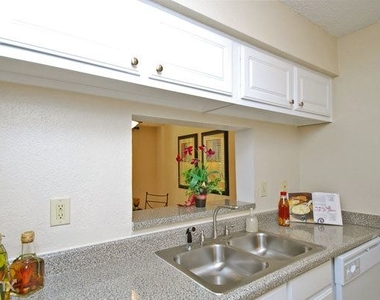 1202 Seagler Road - Photo Thumbnail 8