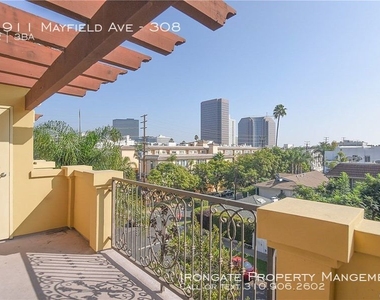 11911 Mayfield Ave - Photo Thumbnail 25