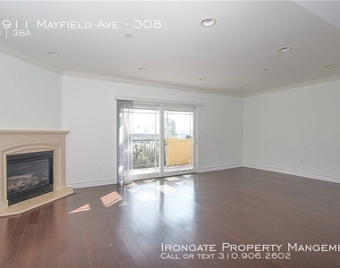 11911 Mayfield Ave - Photo Thumbnail 8