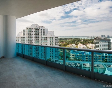 5959 Collins Ave - Photo Thumbnail 17