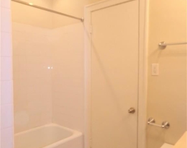 520 W Stratford Apt 2w - Photo Thumbnail 17