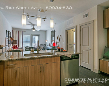 604 Fort Worth Ave - Photo Thumbnail 6