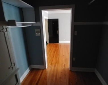 1716 Albion Apt J1 - Photo Thumbnail 1