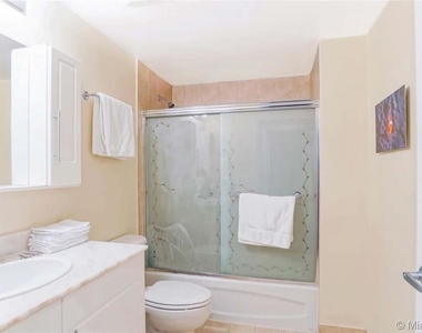 275 Ne 18th St Apt 1604 - Photo Thumbnail 13