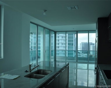 900 Biscayne Blvd Apt 5203 - Photo Thumbnail 21