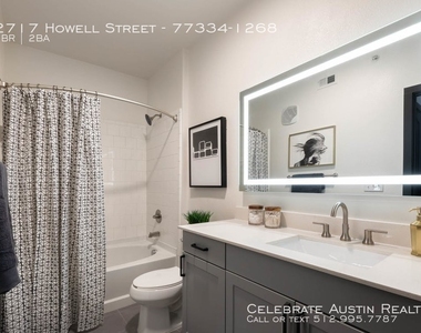 2717 Howell Street - Photo Thumbnail 5