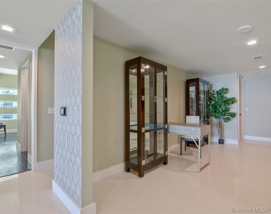 1040 Biscayne Blvd - Photo Thumbnail 49