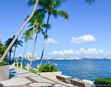 520 Brickell Key Dr - Photo Thumbnail 75